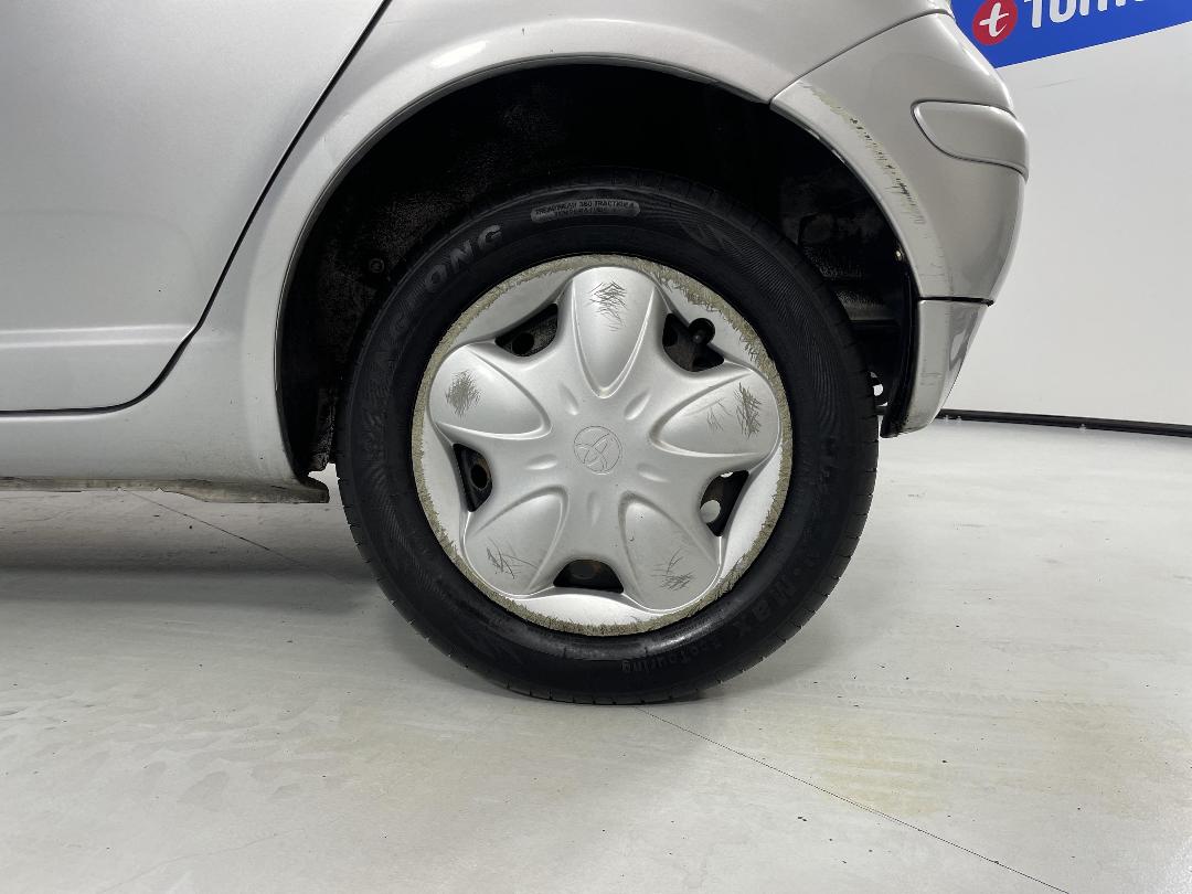 Photo '11' of Toyota Echo