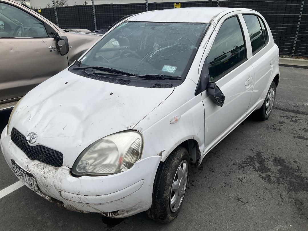 Photo '4' of Toyota Echo