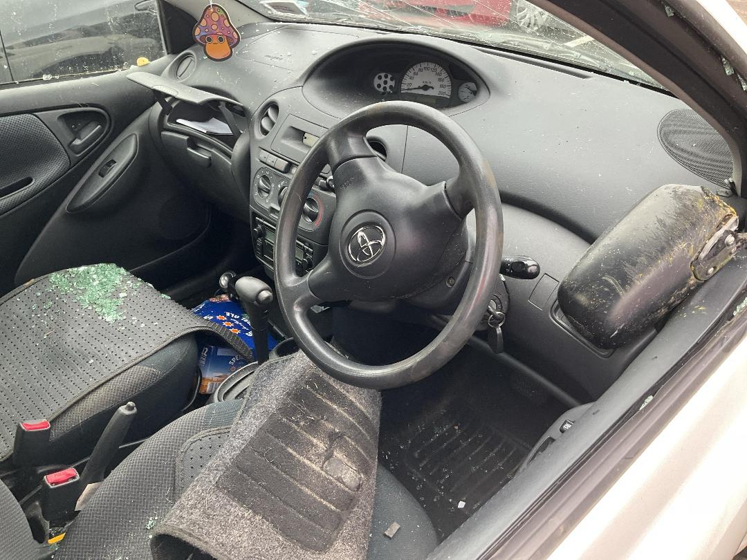 Photo '12' of Toyota Echo