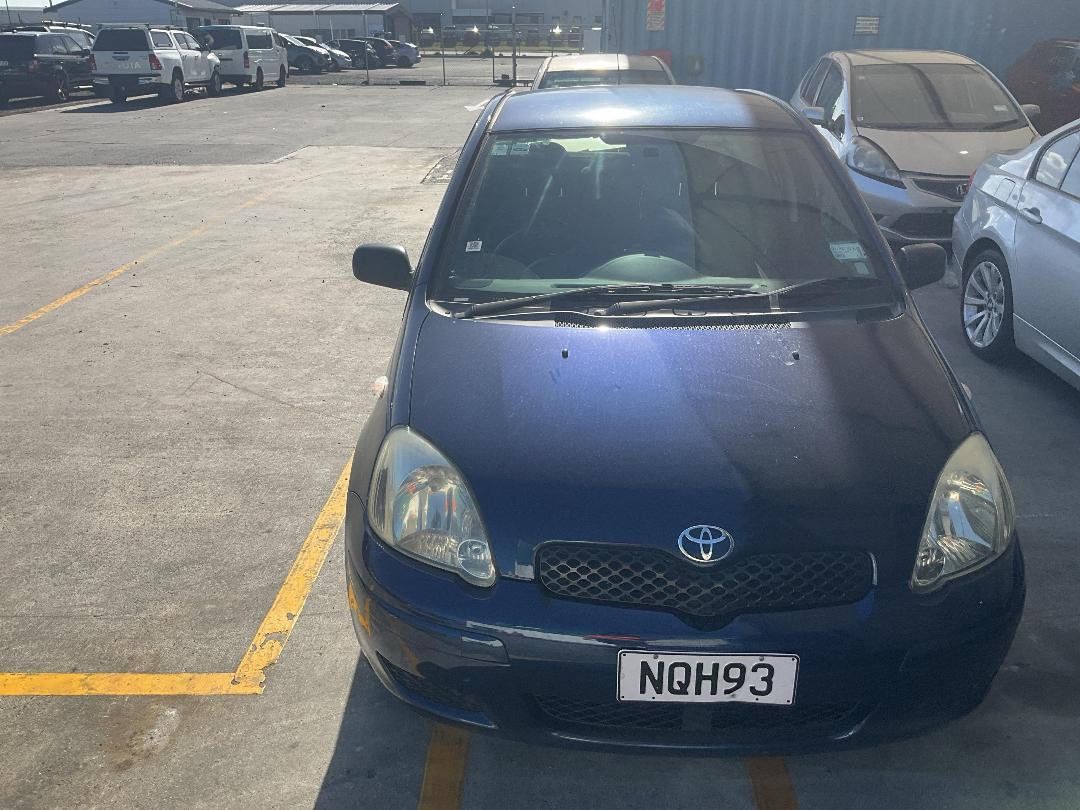 Photo '4' of Toyota Echo