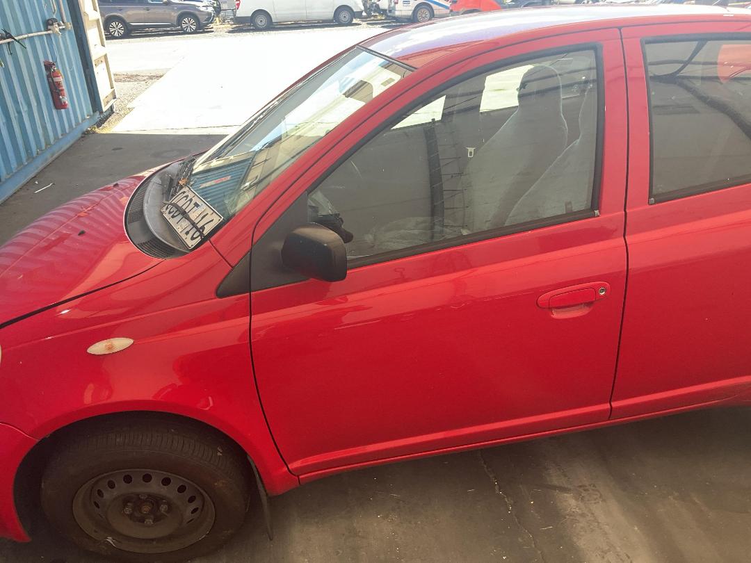 Photo '8' of Toyota Echo