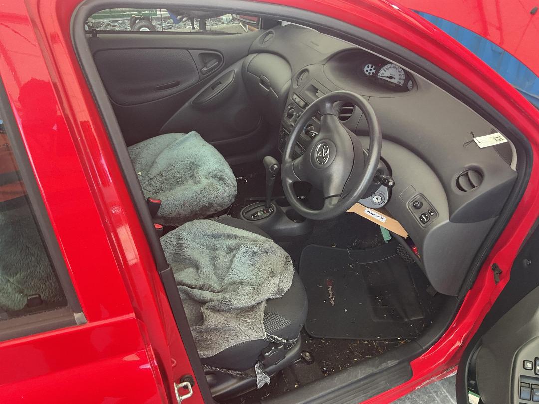 Photo '19' of Toyota Echo