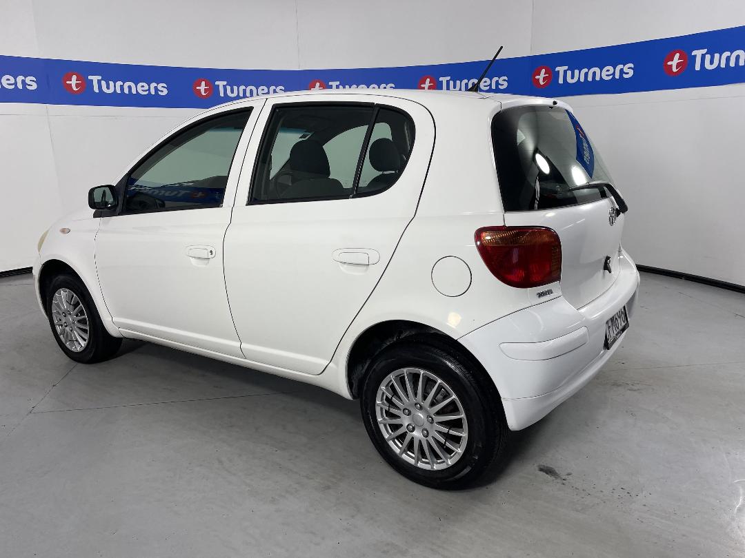 Photo '5' of Toyota Echo