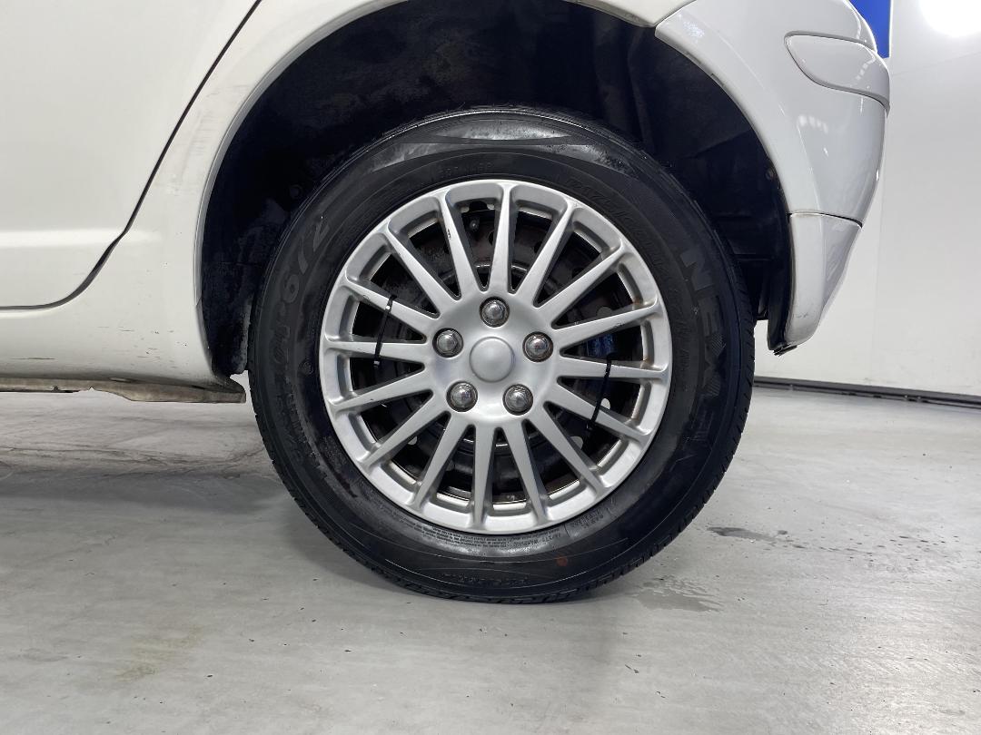 Photo '11' of Toyota Echo