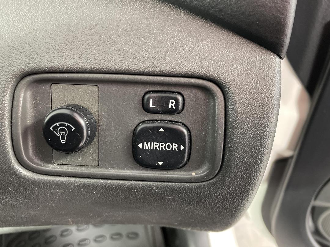 Photo '25' of Toyota Echo