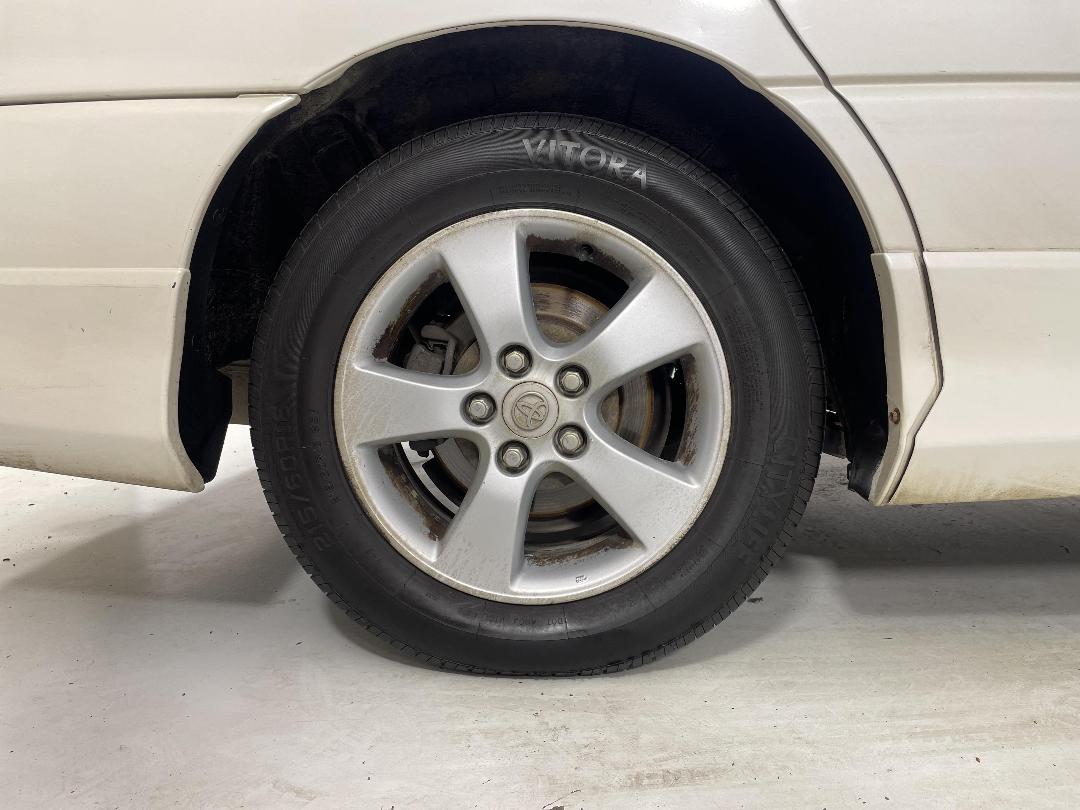 Photo '12' of Toyota Estima