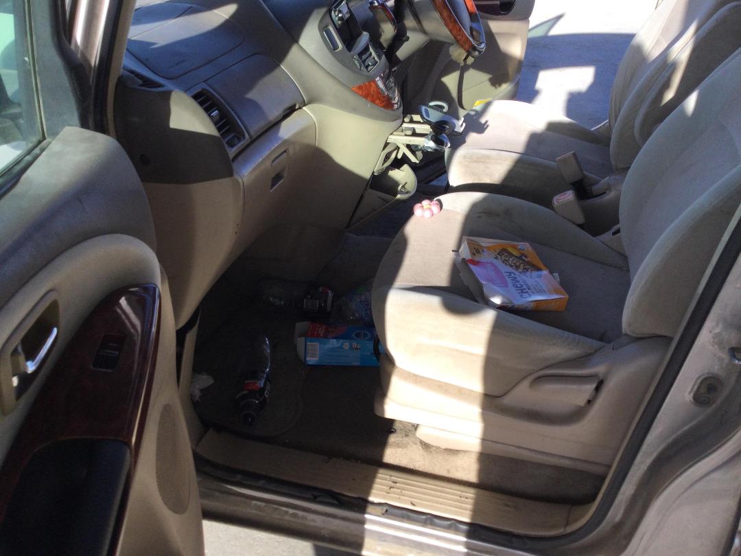 Photo '17' of Toyota Estima