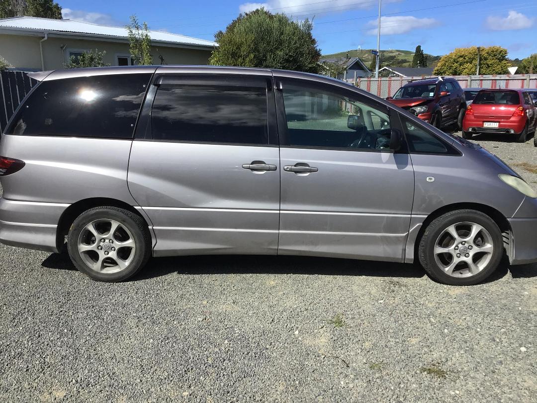 Photo '2' of Toyota Estima