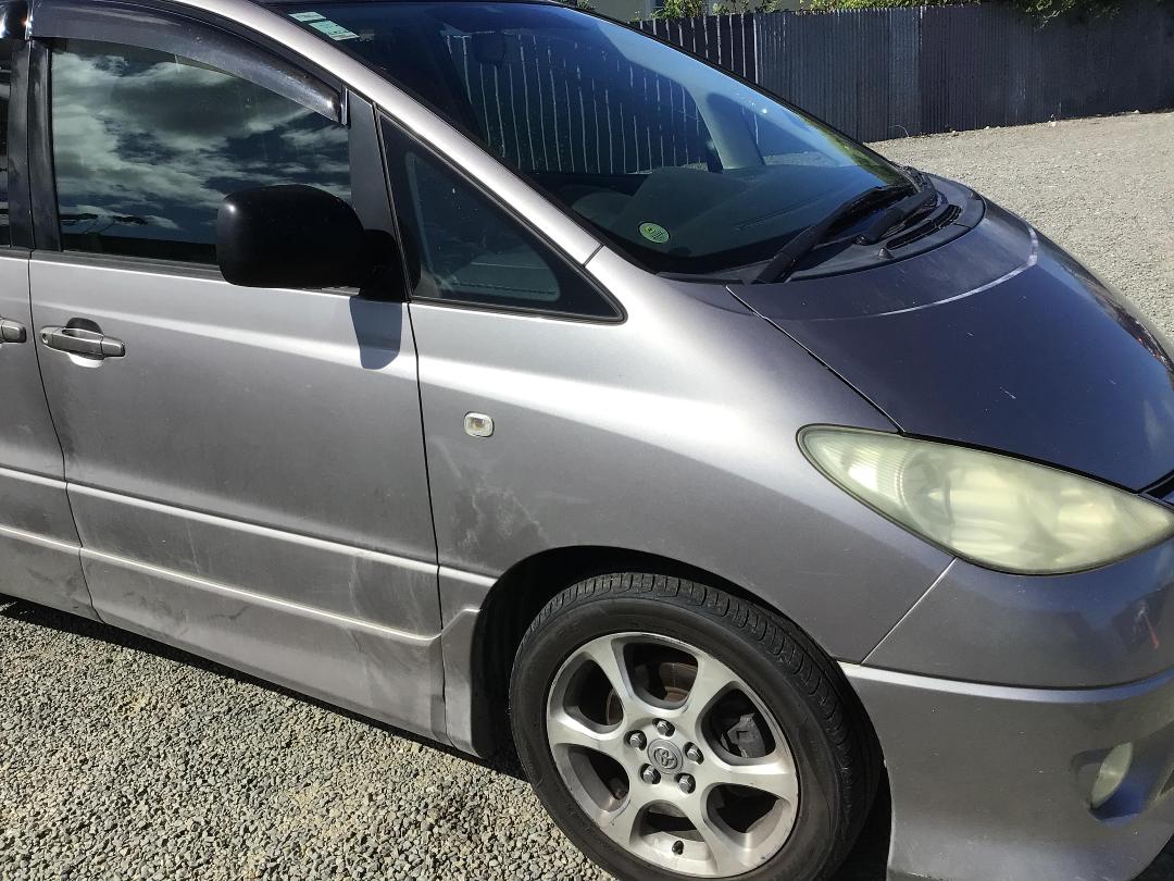 Photo '4' of Toyota Estima