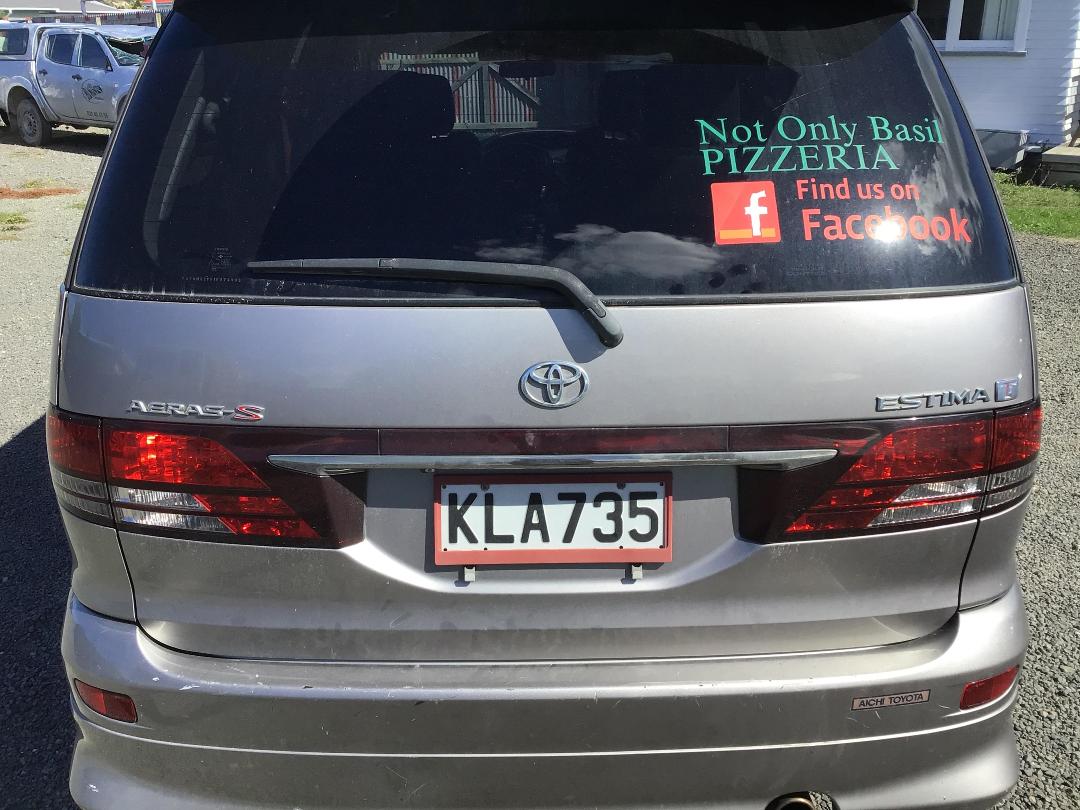 Photo '8' of Toyota Estima