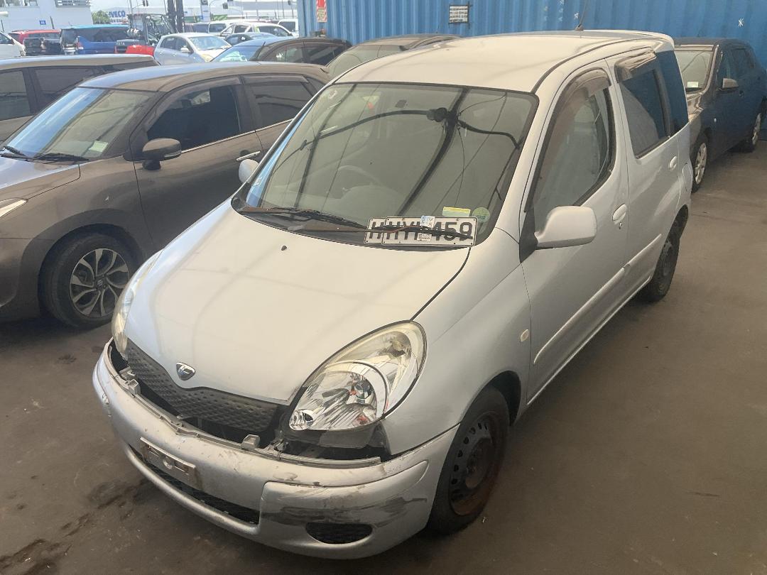 Photo '6' of Toyota Funcargo