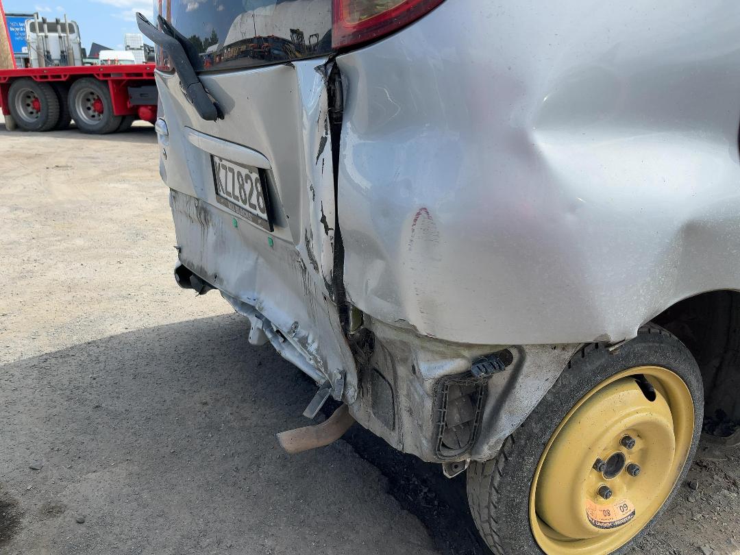 Photo '8' of Toyota Funcargo