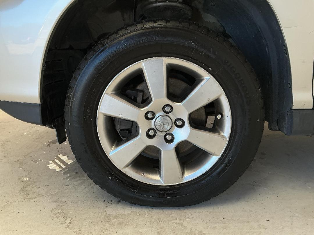 Photo '8' of Toyota Harrier