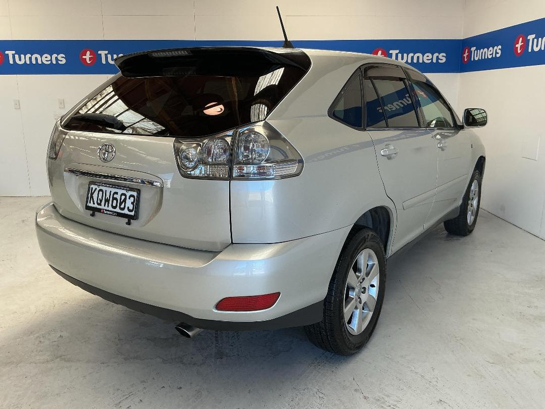 Photo '6' of Toyota Harrier