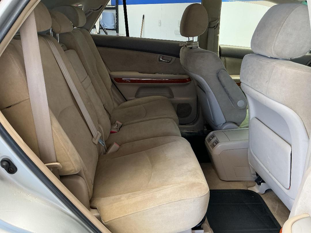 Photo '18' of Toyota Harrier