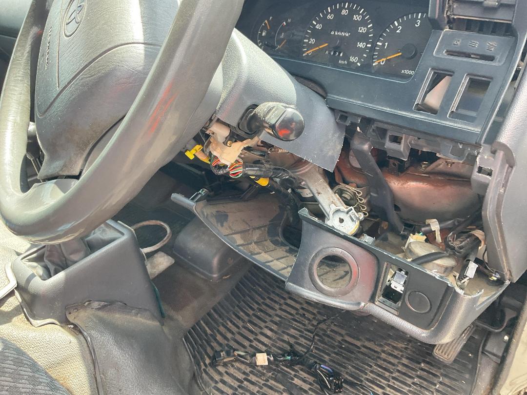 Photo '10' of Toyota Hiace ZL Photo '10' of Toyota Hiace ZL