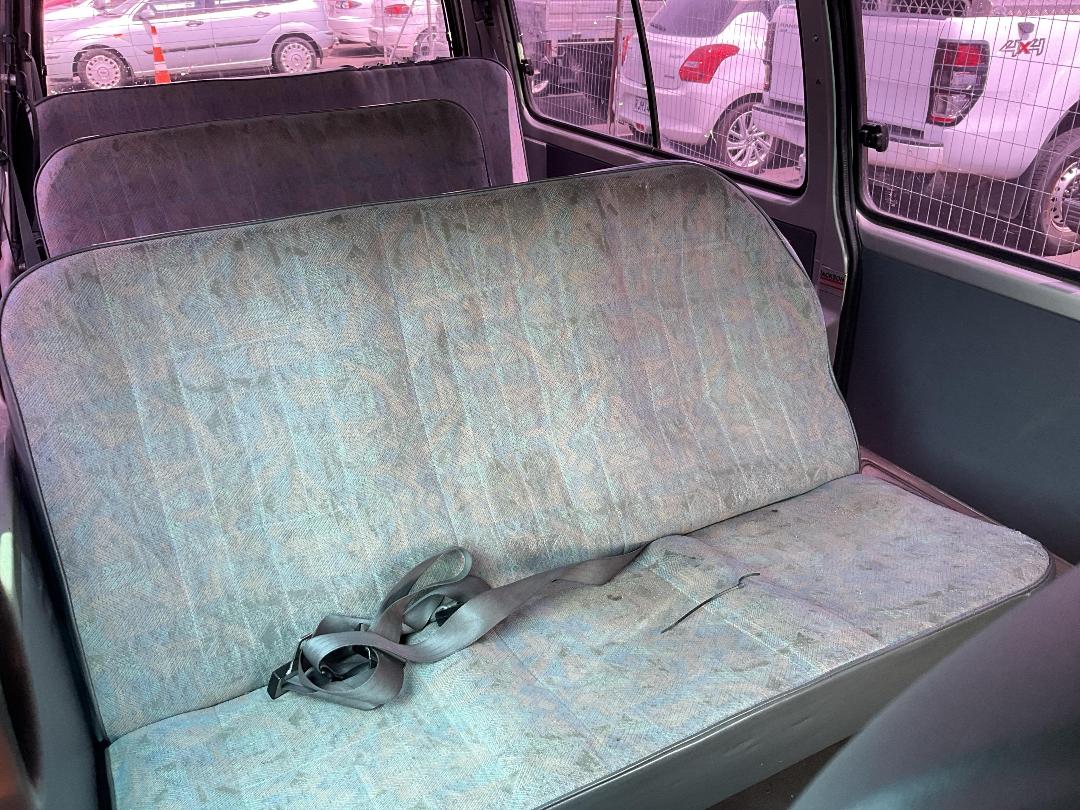 Photo '11' of Toyota Hiace ZL Photo '11' of Toyota Hiace ZL