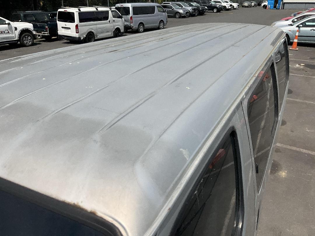 Photo '18' of Toyota Hiace ZL Photo '18' of Toyota Hiace ZL