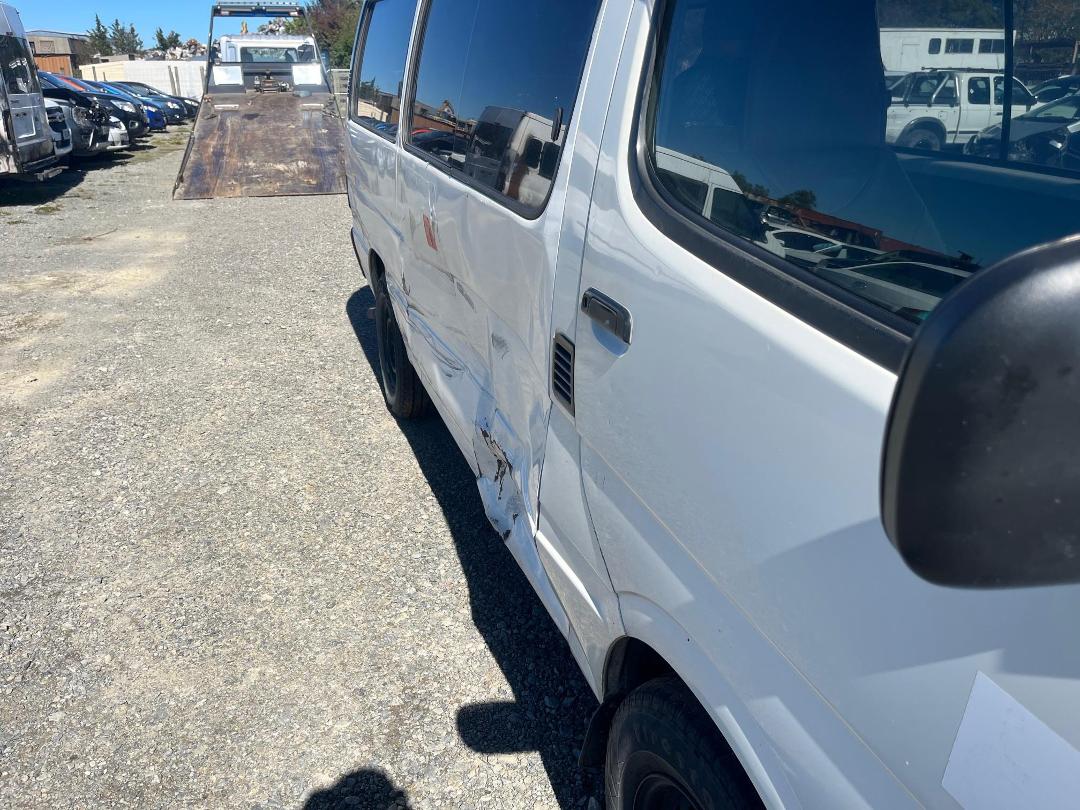 Photo '6' of Toyota Hiace