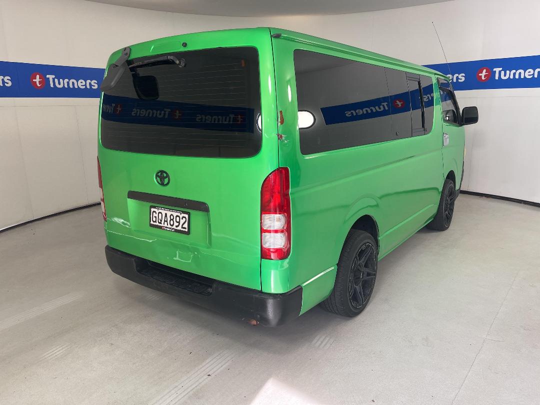 Photo '7' of Toyota Hiace