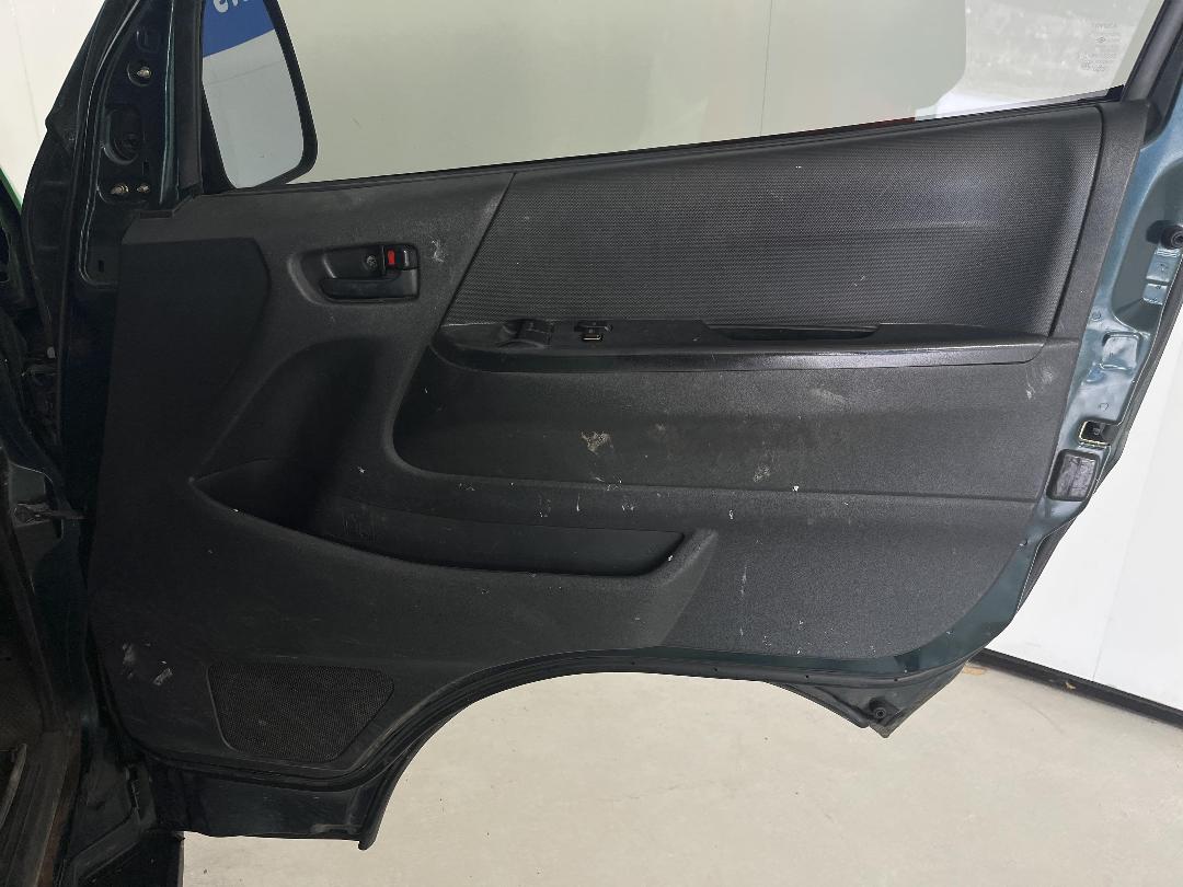 Photo '15' of Toyota Hiace