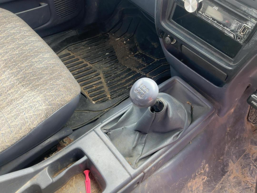 Photo '13' of Toyota Hilux D/CAB