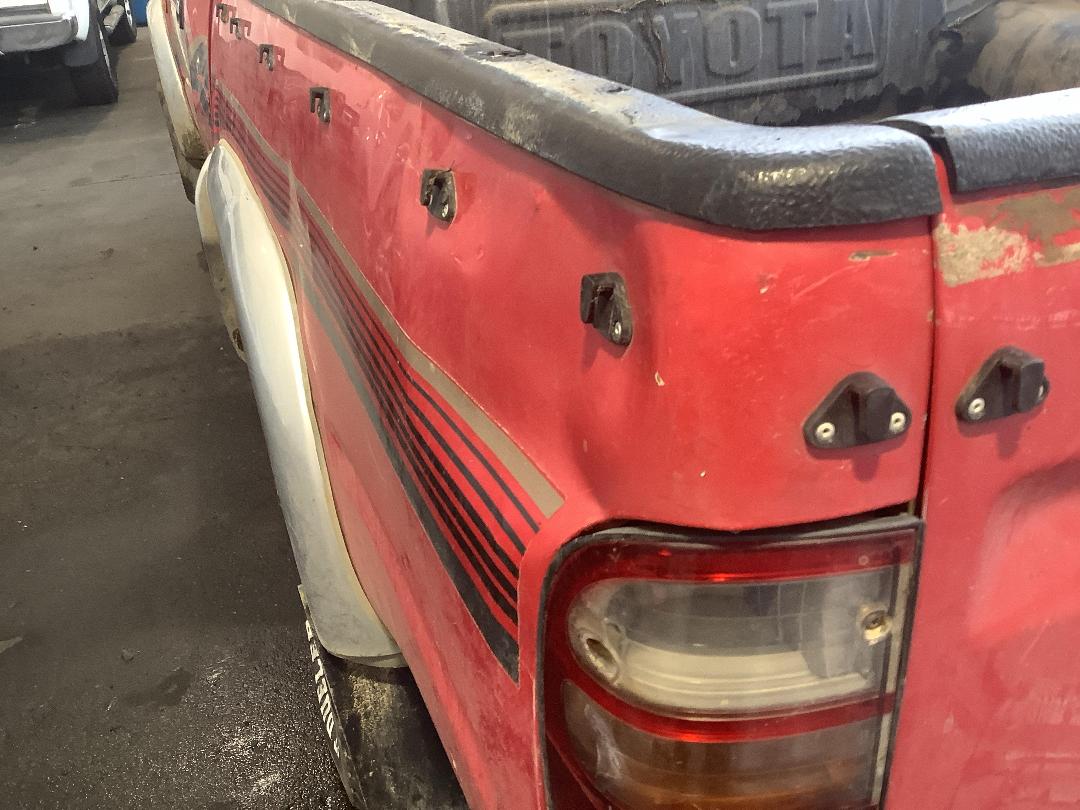 Photo '7' of Toyota Hilux TD SR5 D/C