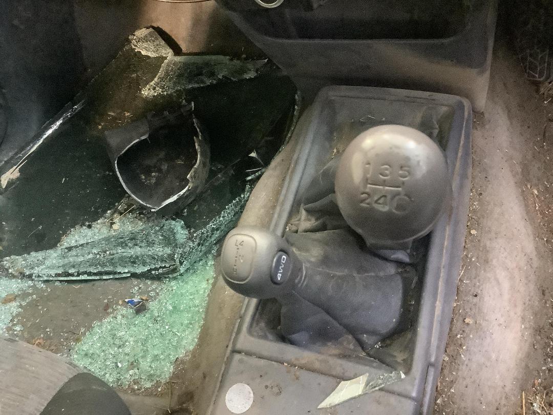 Photo '16' of Toyota Hilux TD SR5 D/C