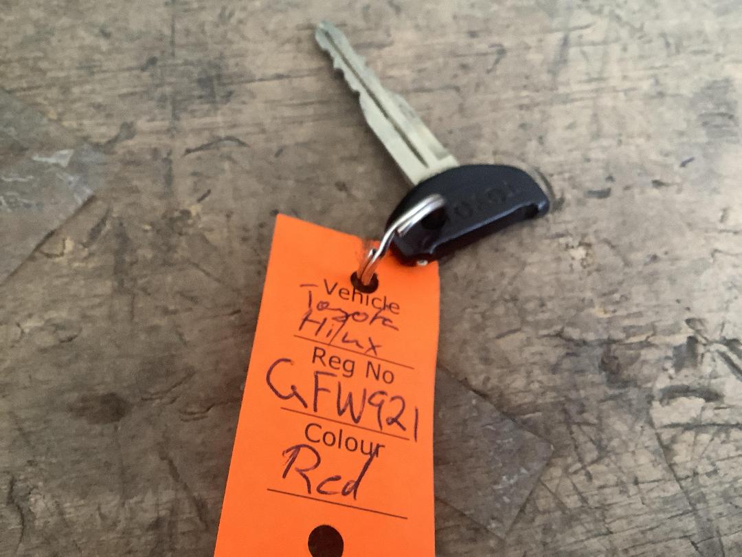 Photo '21' of Toyota Hilux TD SR5 D/C