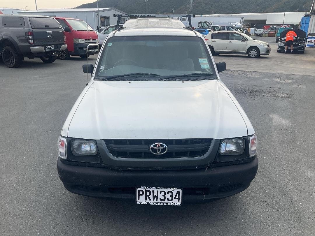 Photo '2' of Toyota Hilux X/CAB