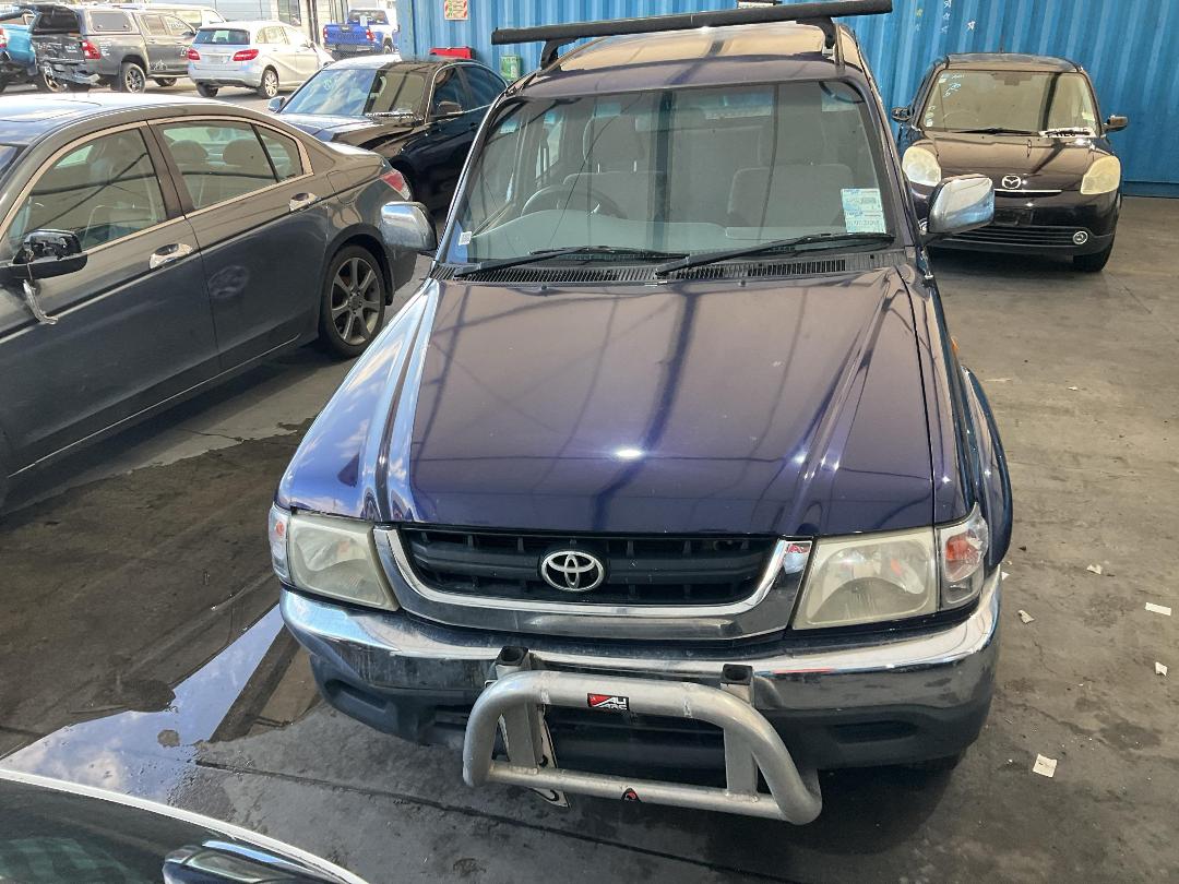 Photo '7' of Toyota Hilux TD SR5 D/C