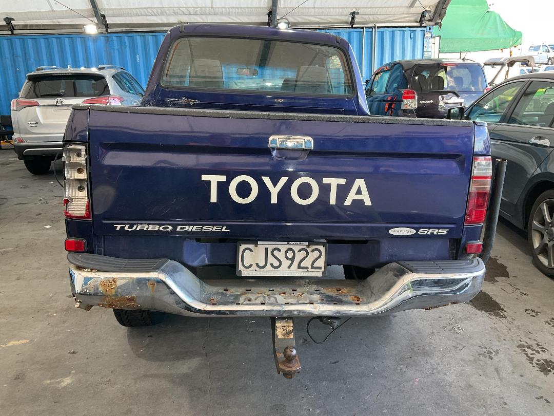 Photo '19' of Toyota Hilux TD SR5 D/C