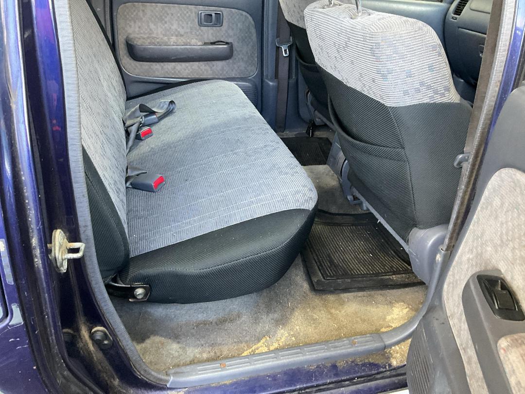 Photo '26' of Toyota Hilux TD SR5 D/C