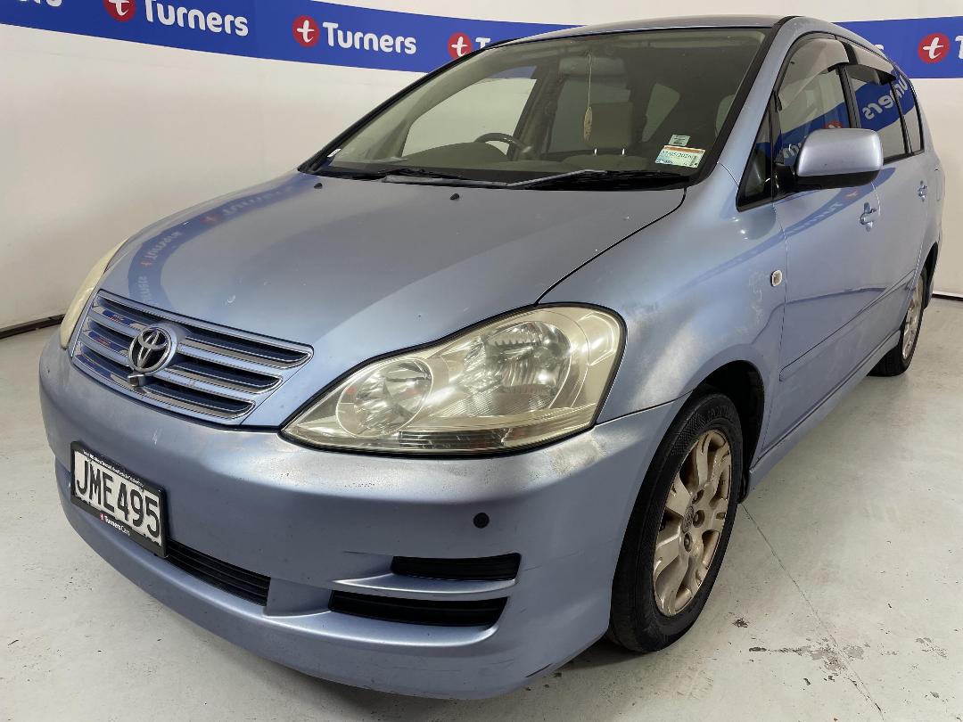 Photo '4' of Toyota Ipsum Photo '4' of Toyota Ipsum