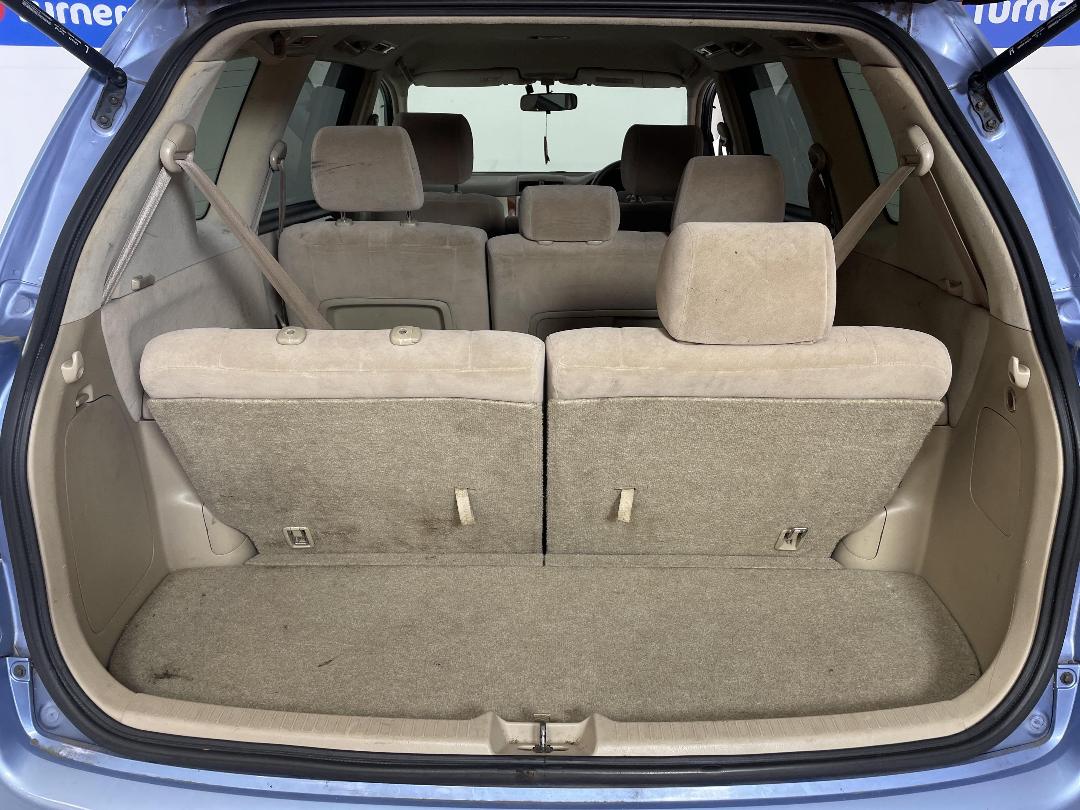 Photo '14' of Toyota Ipsum Photo '14' of Toyota Ipsum