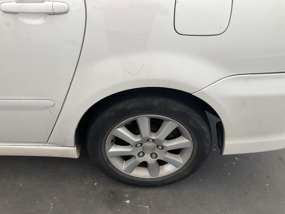 Photo '15' of Toyota Ipsum