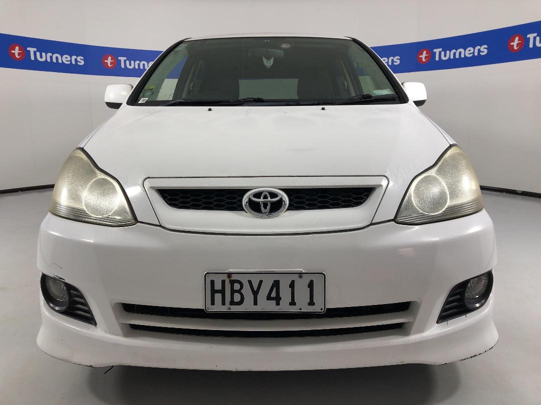 Photo '2' of Toyota Ipsum