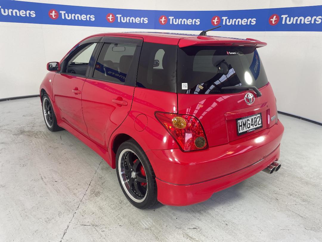 Photo '5' of Toyota IST