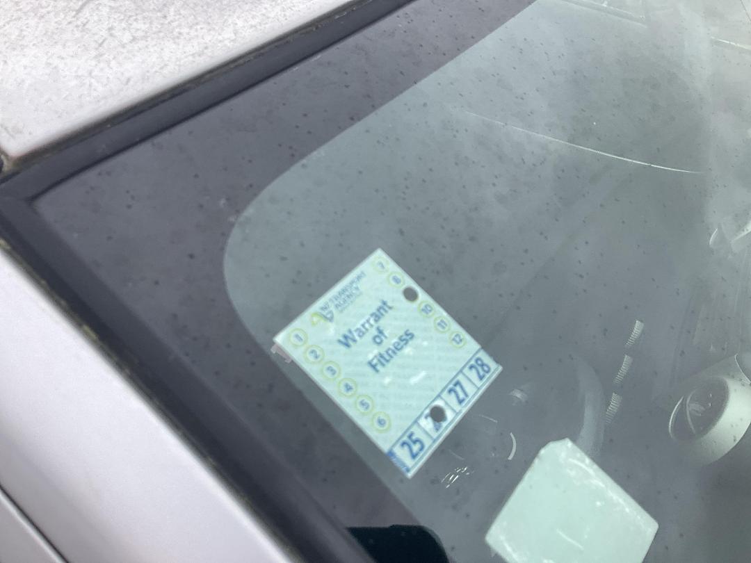 Photo '19' of Toyota IST