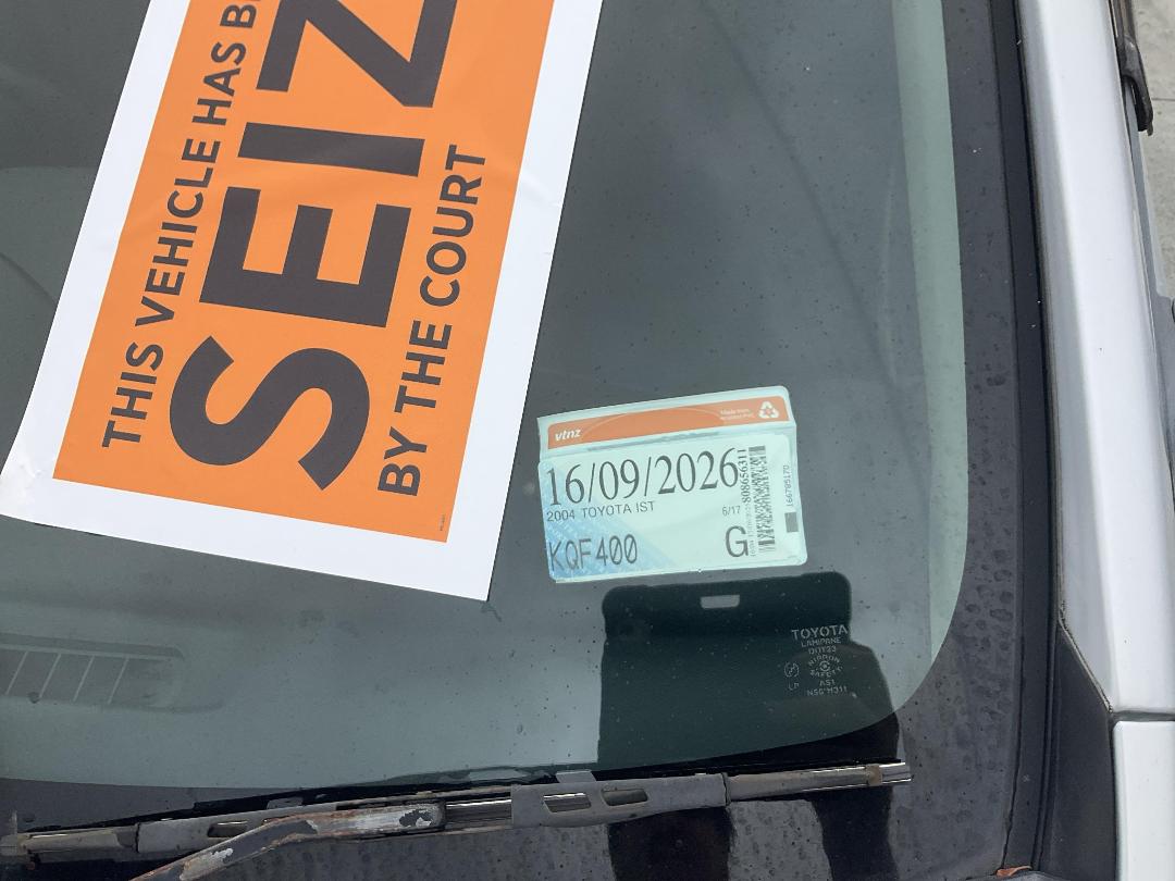 Photo '20' of Toyota IST