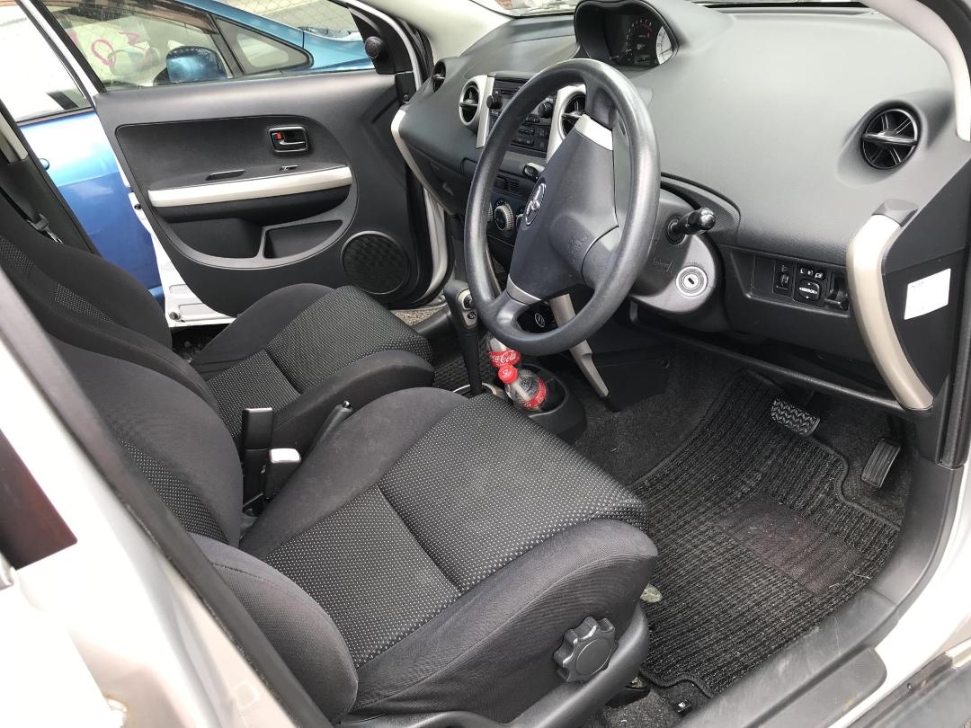 Photo '22' of Toyota IST