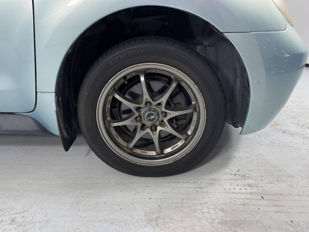 Photo '9' of Toyota IST Photo '9' of Toyota IST