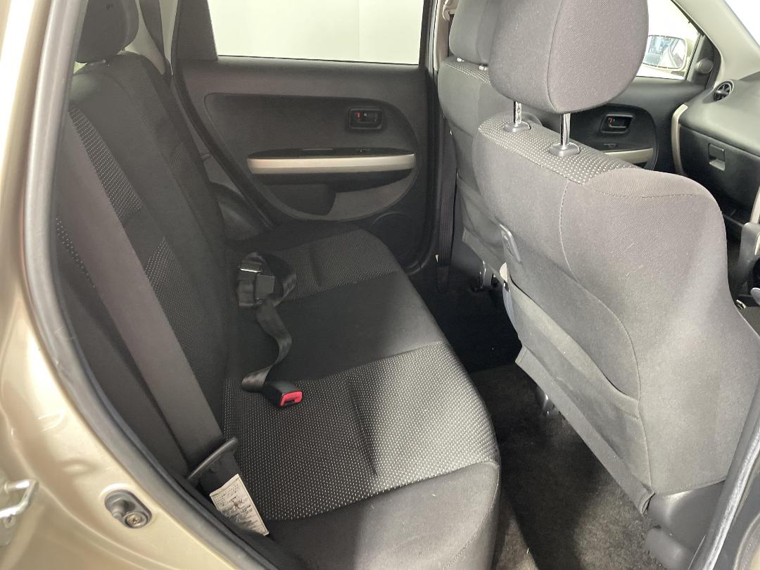 Photo '20' of Toyota IST