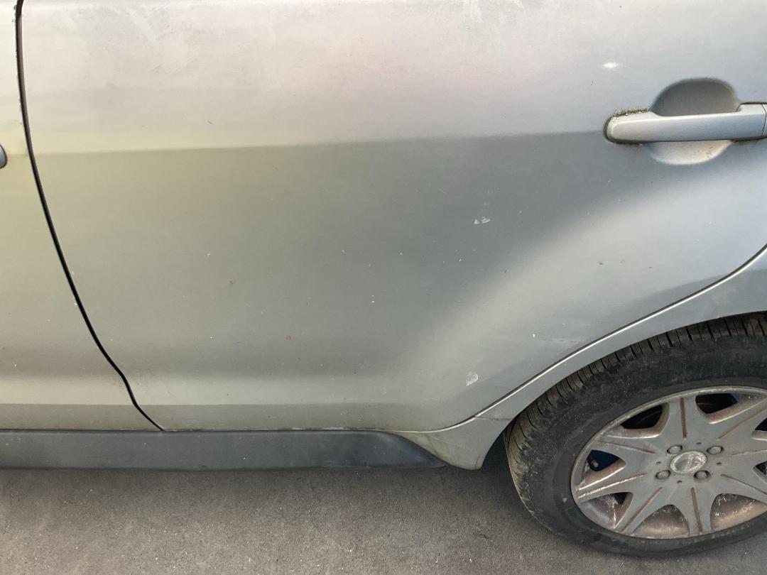 Photo '10' of Toyota IST