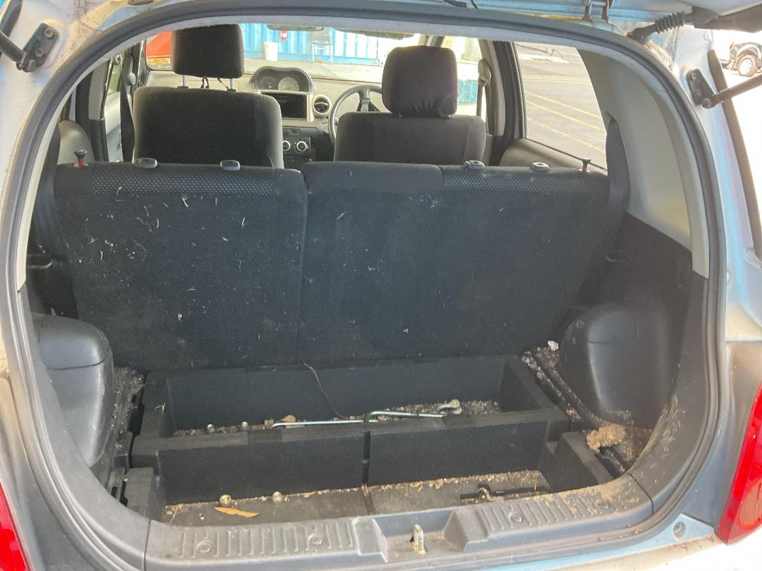 Photo '15' of Toyota IST