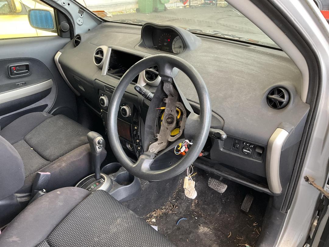 Photo '21' of Toyota IST