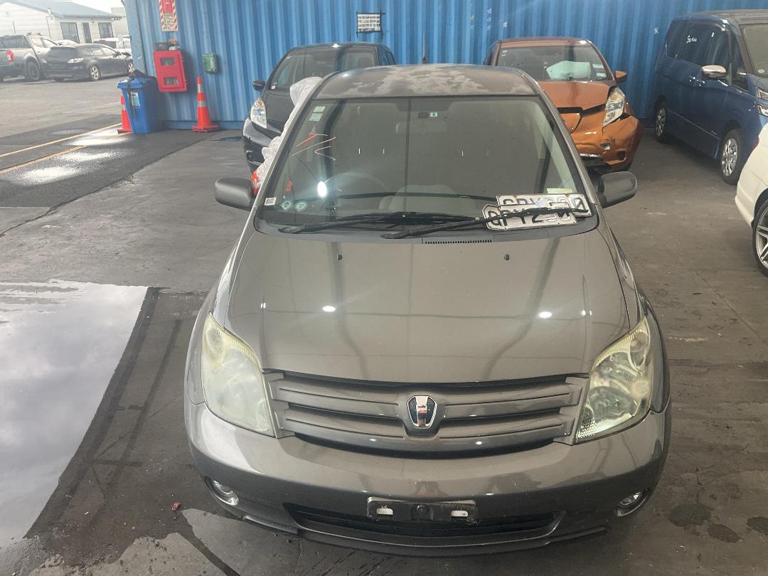 Photo '4' of Toyota IST