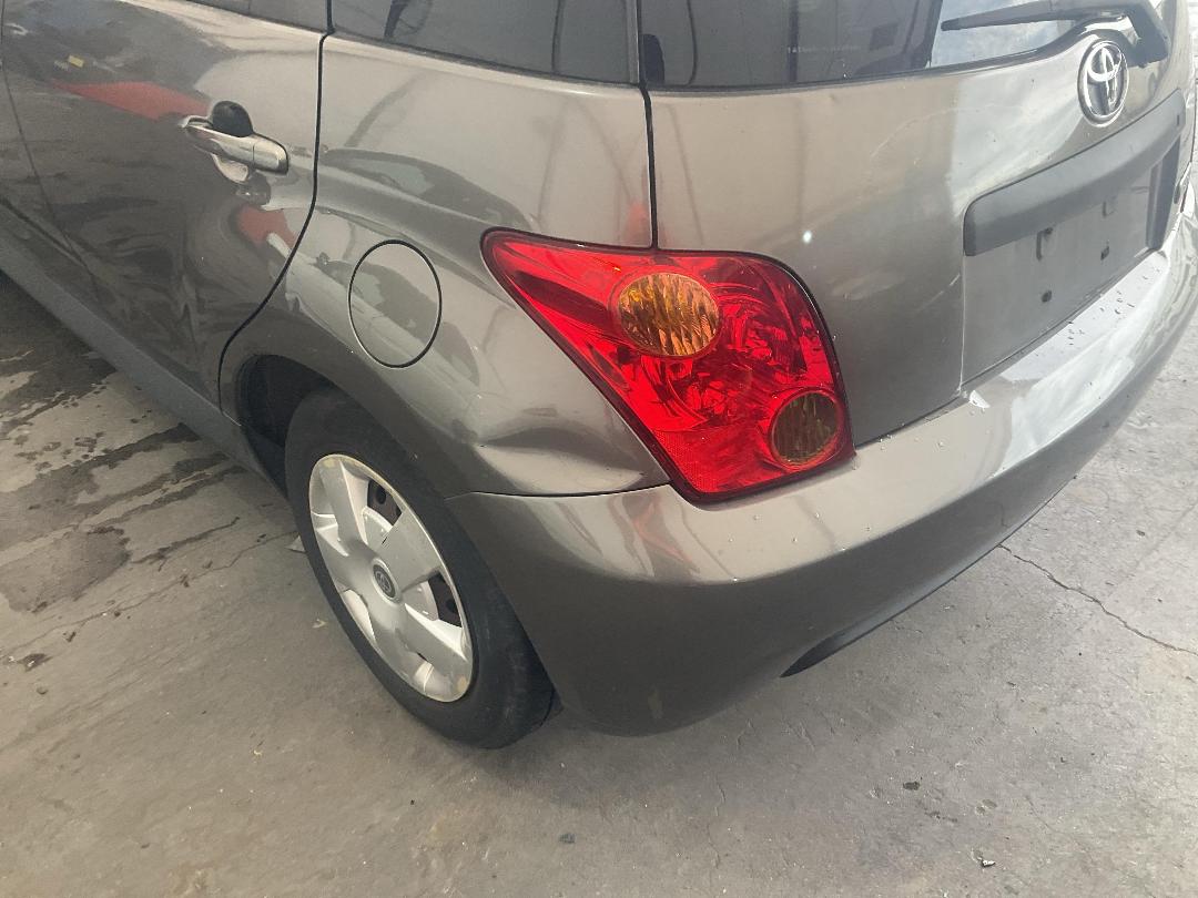 Photo '11' of Toyota IST