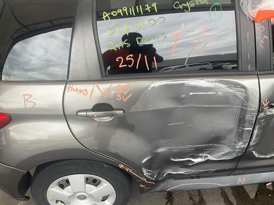 Photo '15' of Toyota IST