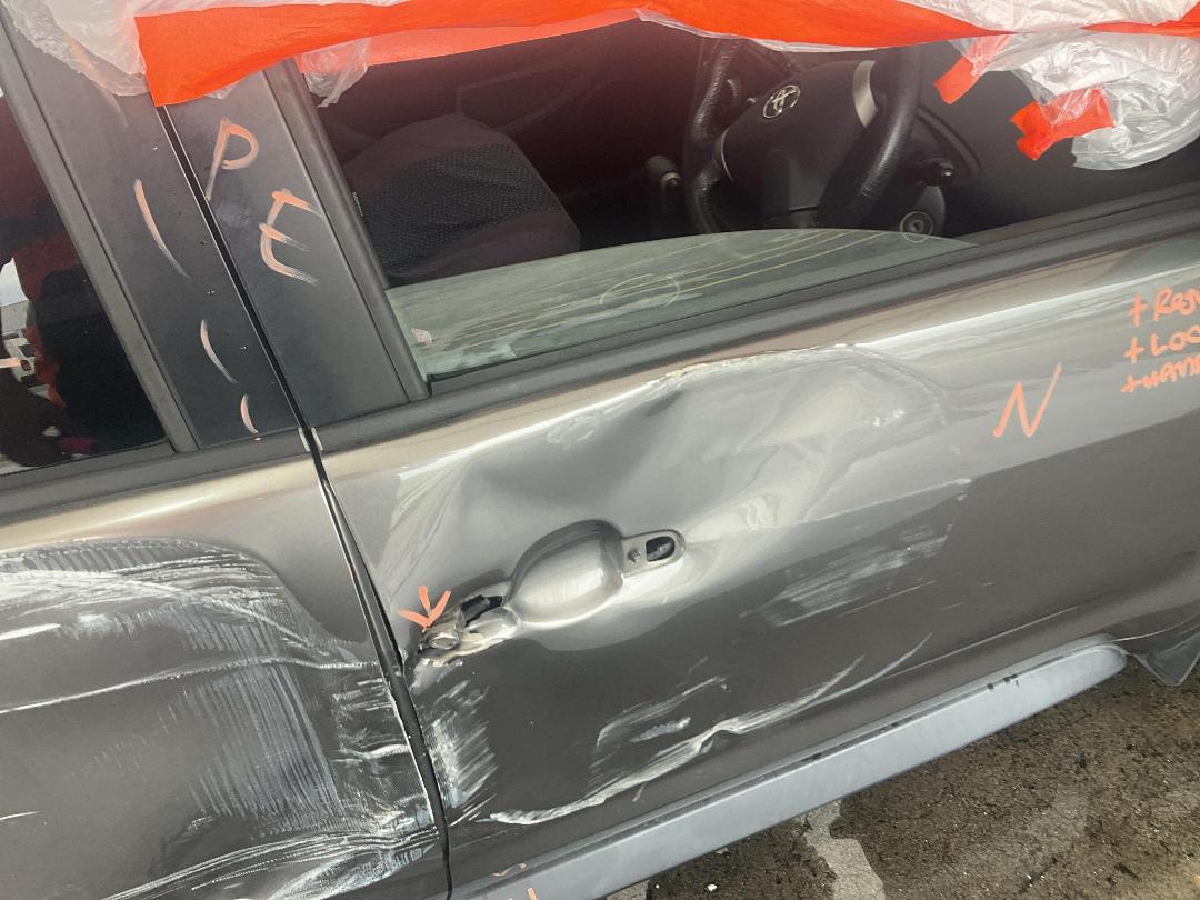 Photo '16' of Toyota IST